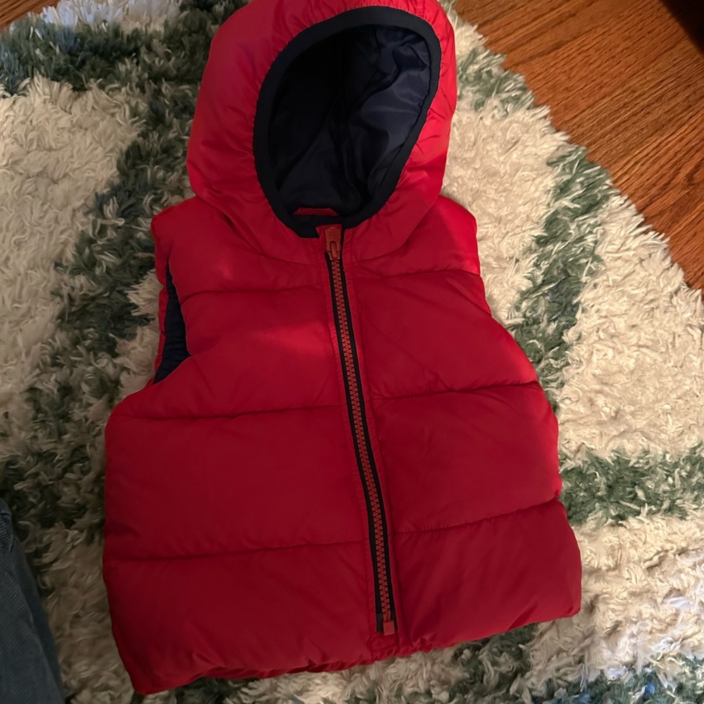 Baby gap puffer vest - NWT